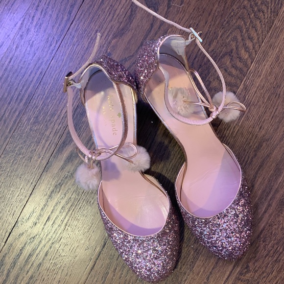 Kate Spade Abigail Rose Gold Glitter/ Nappa pumps w/faux-fur pom-pom sz 10 $328 - Picture 2 of 8